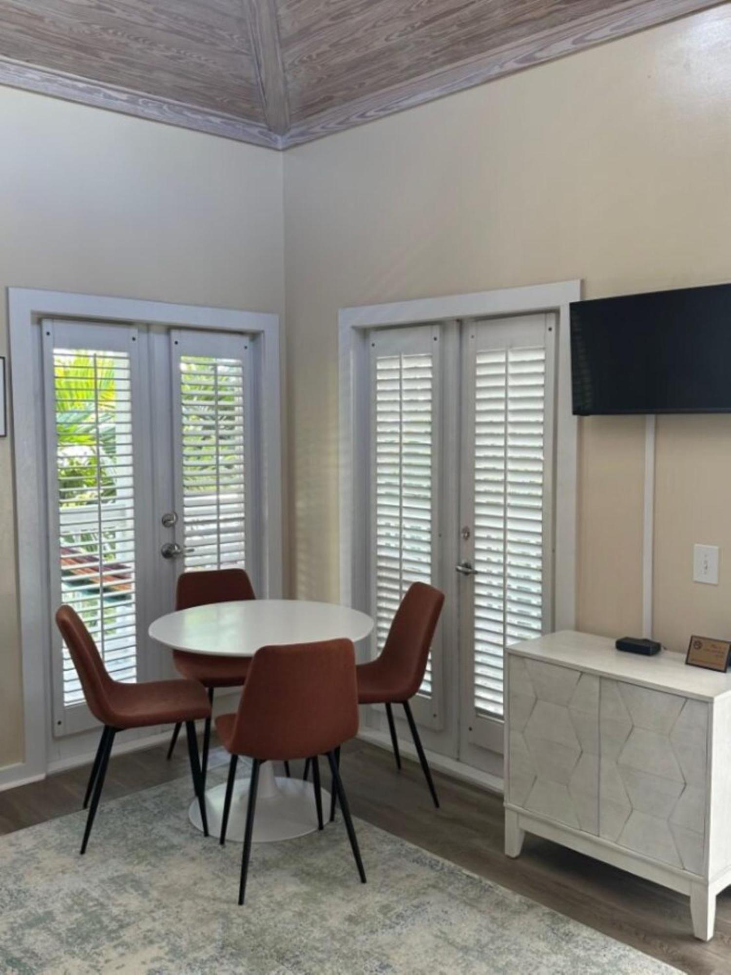 Ambrosia Key West Bed & Breakfast Bagian luar foto