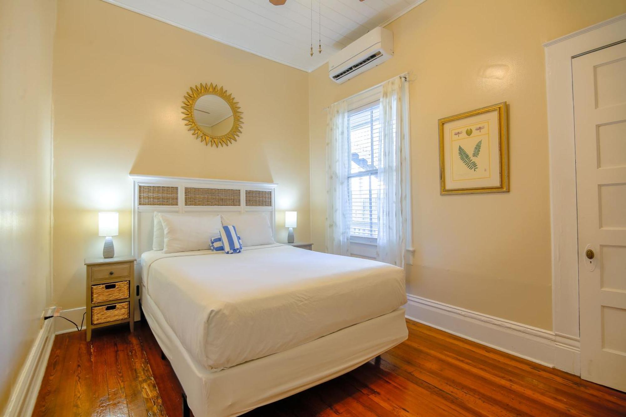 Ambrosia Key West Bed & Breakfast Bagian luar foto