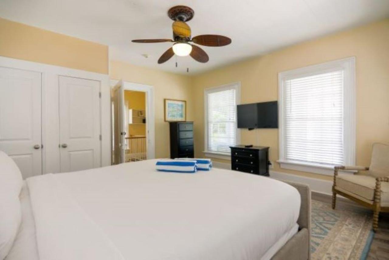 Ambrosia Key West Bed & Breakfast Bagian luar foto